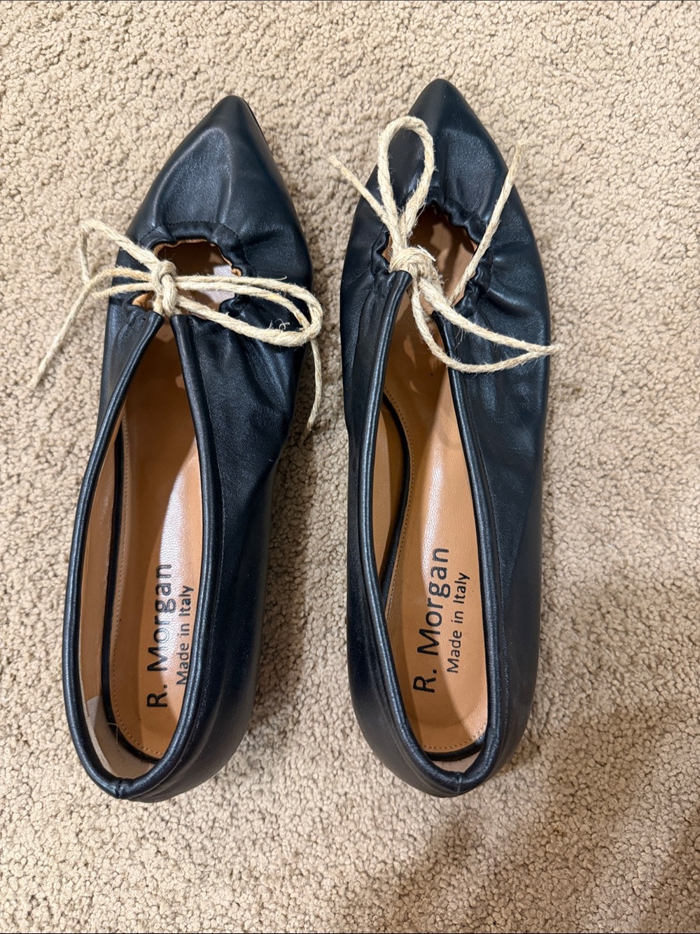 Vero Cuoio Black Pointed Italian Leather Flats with Natural Twine Bow